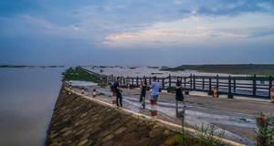 江西鄱阳湖水位快速上涨