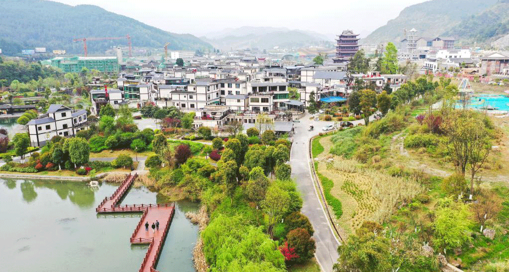 “新型城镇化”促城乡同发展