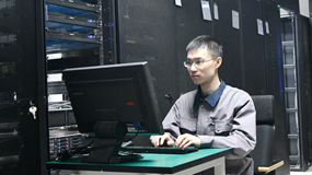 王尧
国网山西省电力公司
电力科学研究院
简介：工作以来王尧扎根于网络安全专业，擅长开发自动化漏洞检测工具，排查深层次网络安全隐患。带队参加省市网络安全专项演练取得重大成果，获“优秀攻击队”称号，入选太原市网络安全等级保护专家库。