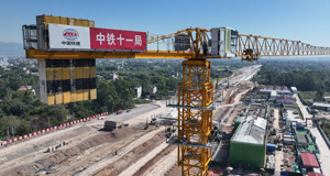 广西：高铁项目建设忙