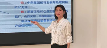 王炜
侯马经济开发区管委会
招商专员
简介：常年紧盯知名企业和重点项目，高密度地开展敲门招商。为企业提供全程帮办的“一条龙”服务。创新举办“三个一批”签约项目，高标准上报签约项目16个，总投资34.51亿元，开工率达100%。
