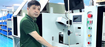 朱军
晋城经济技术开发区
国际合作服务中心一级主办
简介：承担招商工作2年来，拜访客商500多人次，跟踪洽谈投资项目110多个，落地28个，总投资136亿元。2021年年初，我担任组长，抽调两部门共计6人成立深圳驻点招商组，以深圳为中心，负责珠三角的驻点招商工作。
