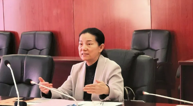 韩清华：为守护人民生命健康贡献力量
                                紧紧围绕医院高质量发展工作，狠抓科研，用心培养医学专业人才，助力国家健康事业发展