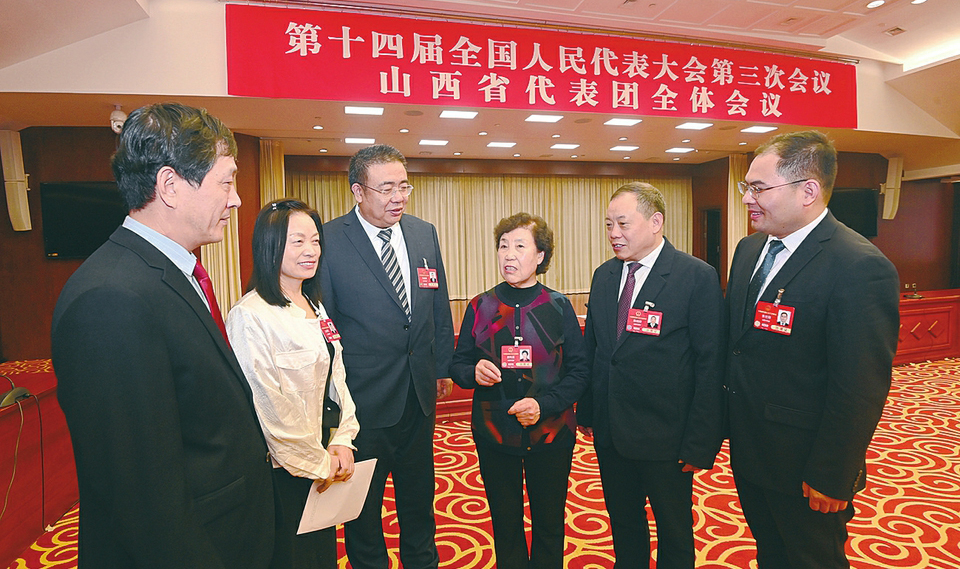 3月11日下午，2025年全国两会落下帷幕。大会期间，我省代表不负重托，履职尽责，在审议报告、讨论交流时，慷慨激昂，建言献策，凝聚起推进中国式现代化的磅礴力量。【详细】