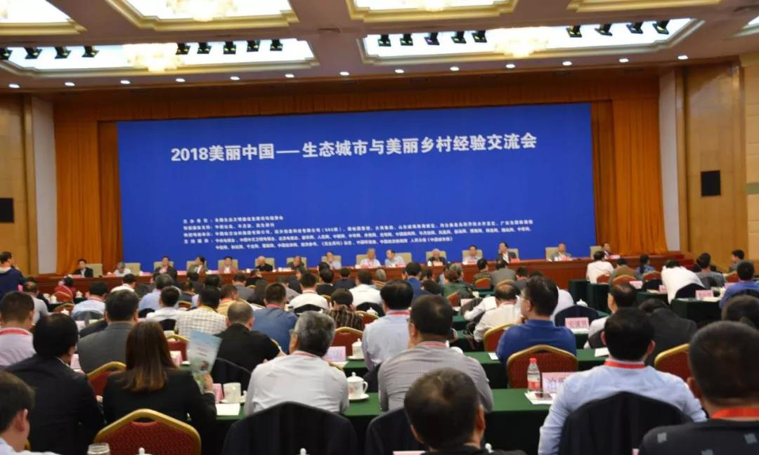 赶搭暑期“末班车”错峰出境游降价近三成