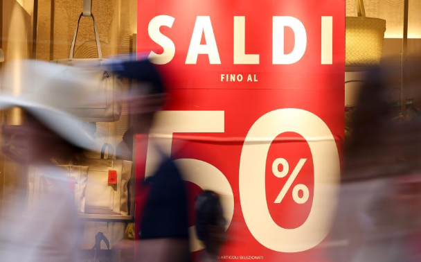 意大利开启夏季打折季