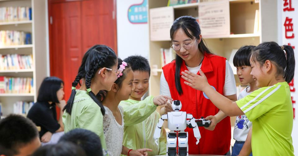 公益托管 快乐度假